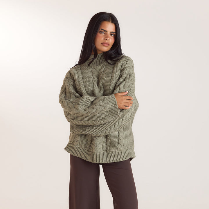 Oversized Cable-Knit Jumper - Olive