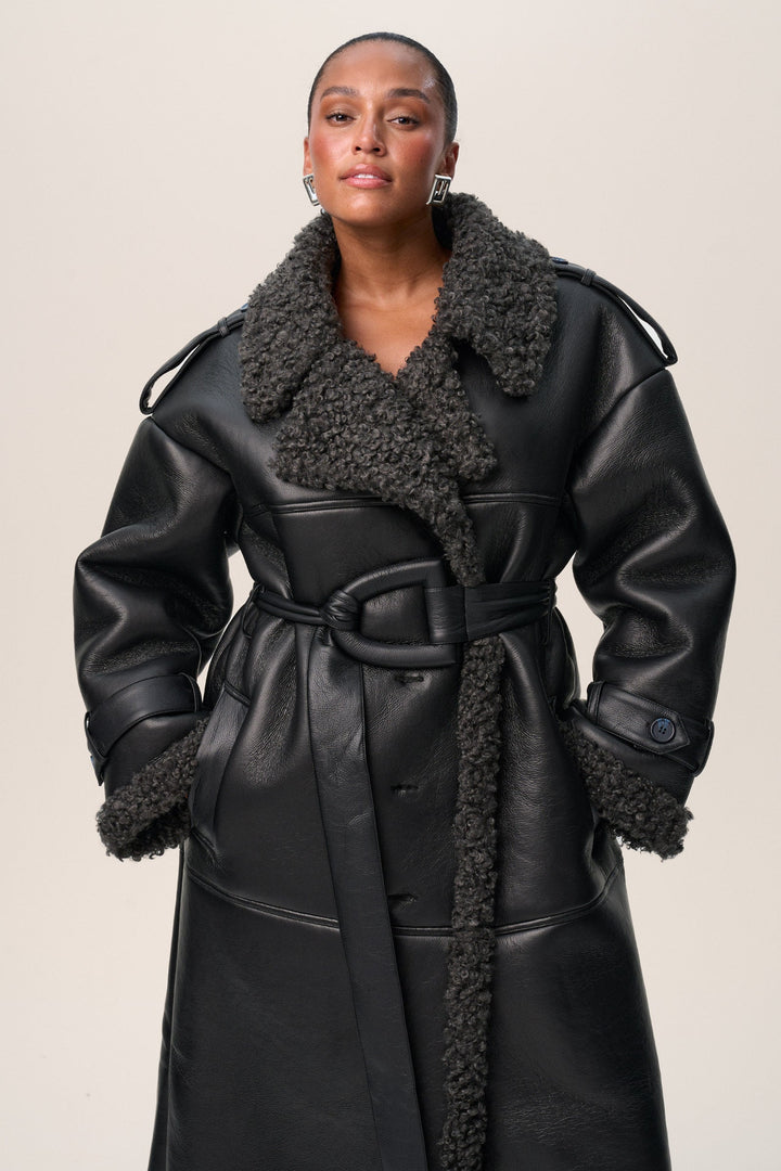Aurrelia | Manchester Coat