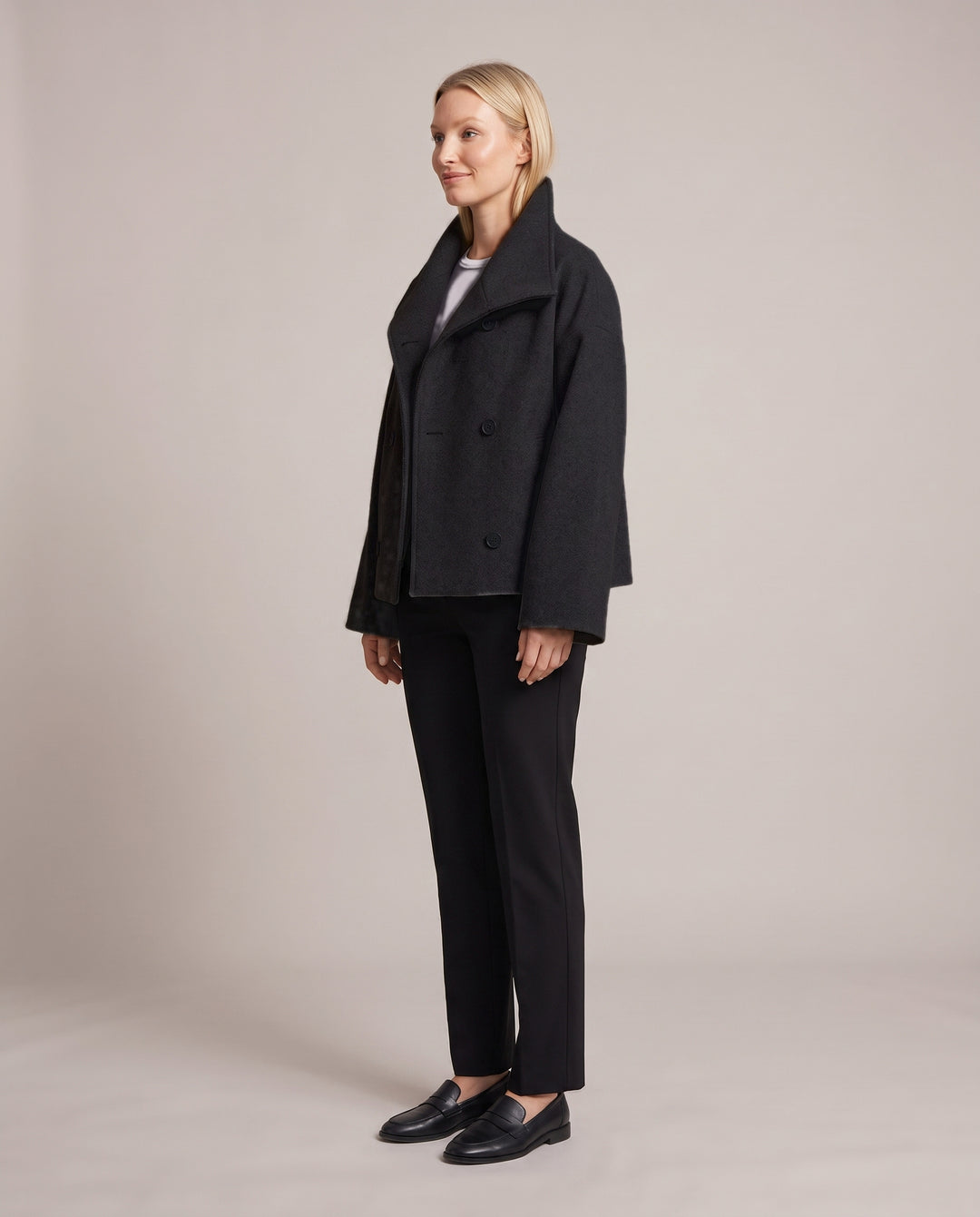 Double Breasted Short Coat with Wide Collar